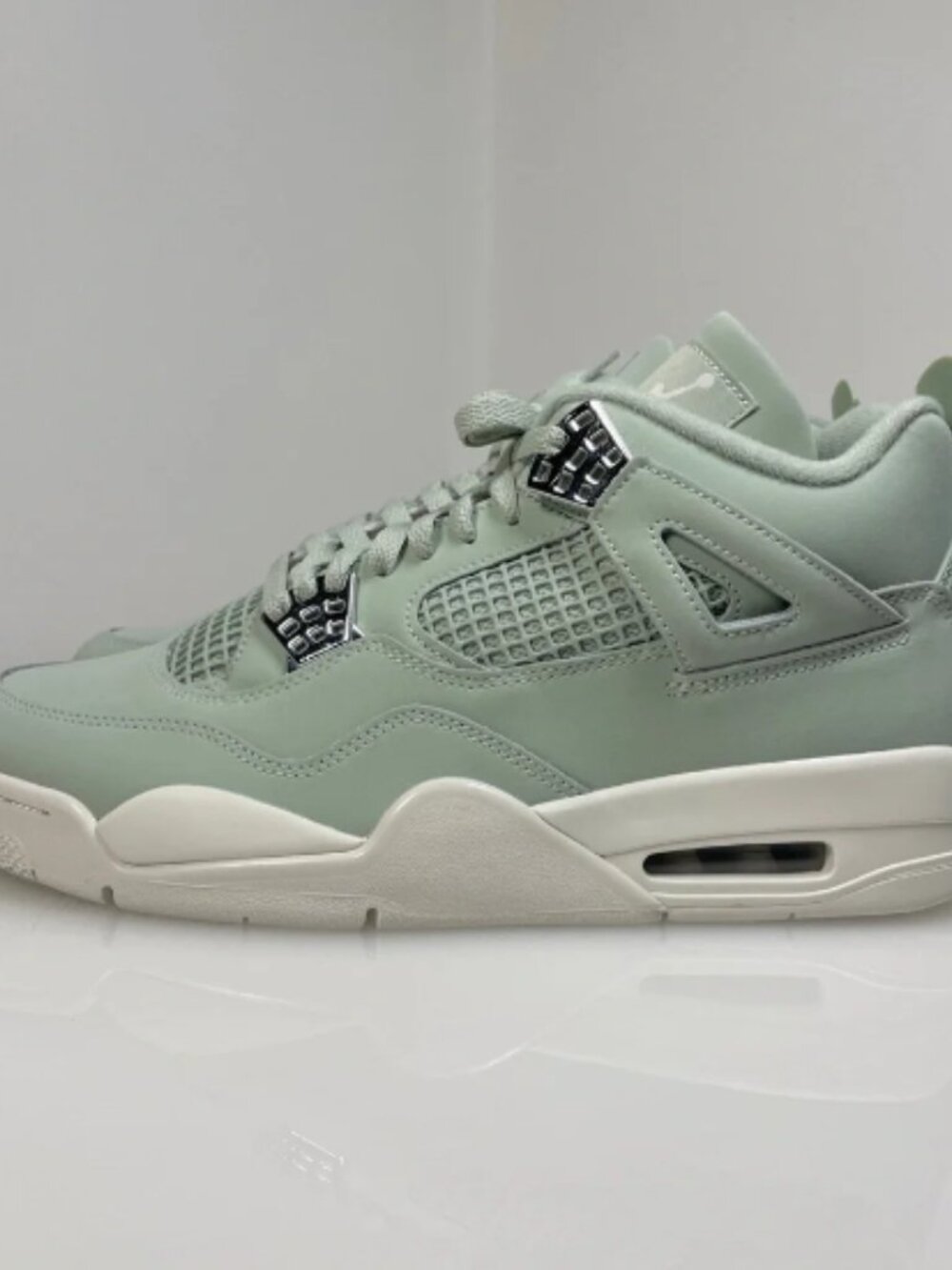 Air Jordan 4 Retro Abundance Seafoam